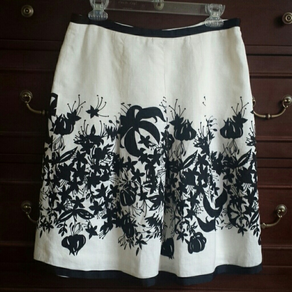 😄NWOT!! 😄ANN TAYLOR LOFT SZ 6 SKIRT
